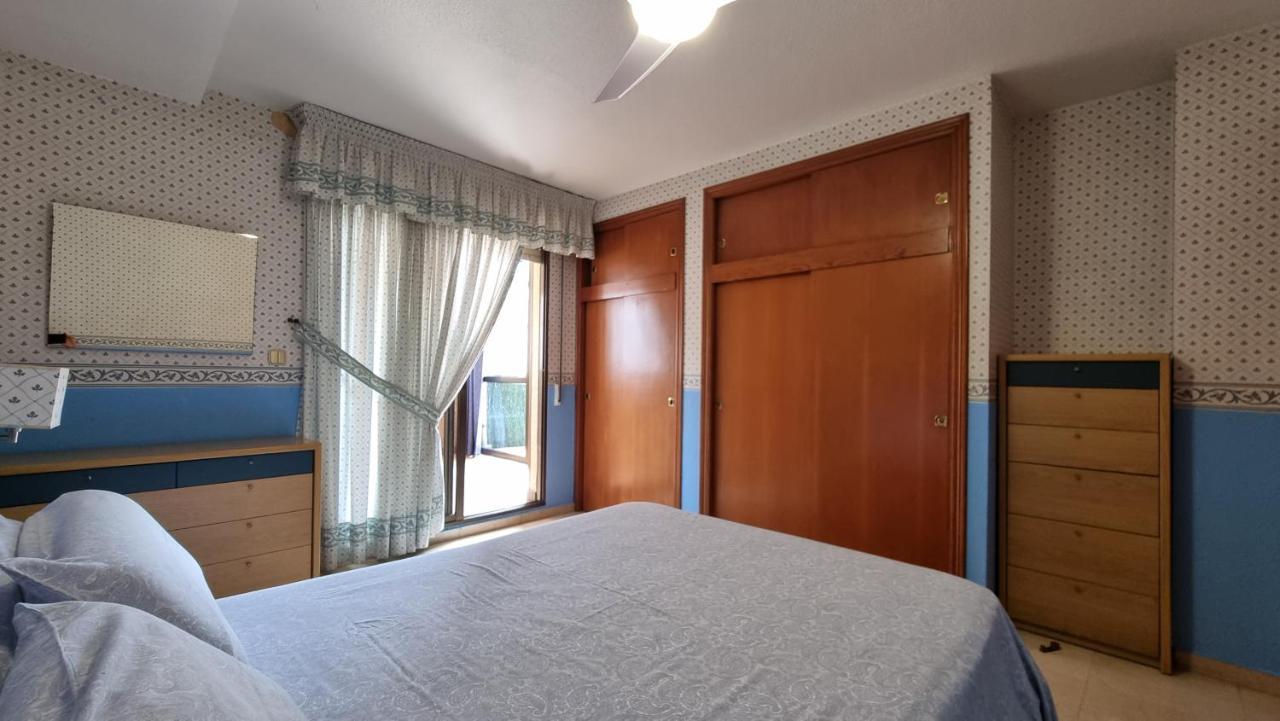 Atico Con Terraza Y 2 Habitaciones En Casco Antiguo Benidorm Eksteriør bilde